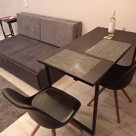 Greyblack Styles Apartment Boedapest Buitenkant foto