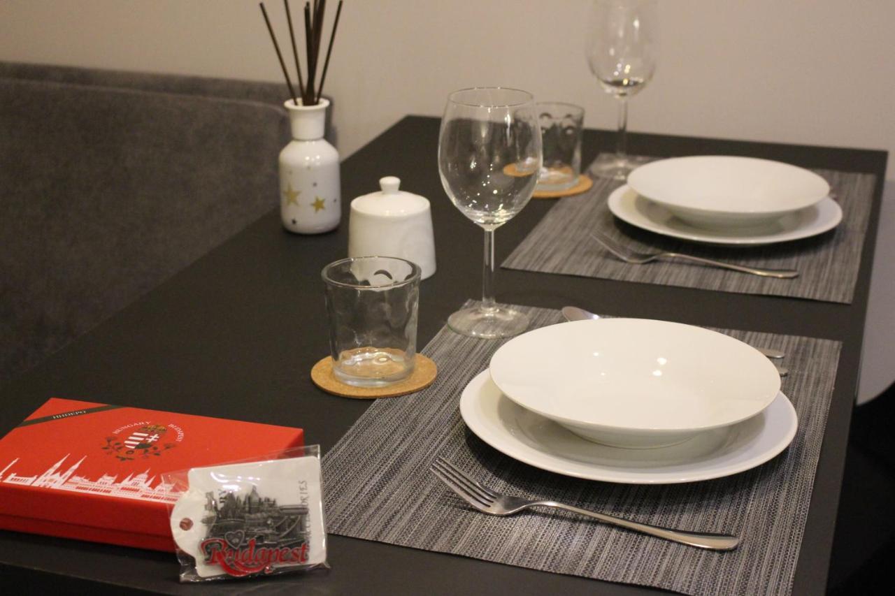 Greyblack Styles Apartment Boedapest Buitenkant foto